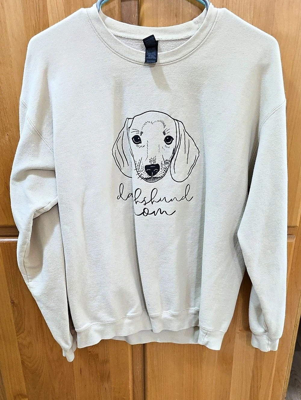 Dachshund Graphic Crewneck Sweatshirt in Cream Sz Medium